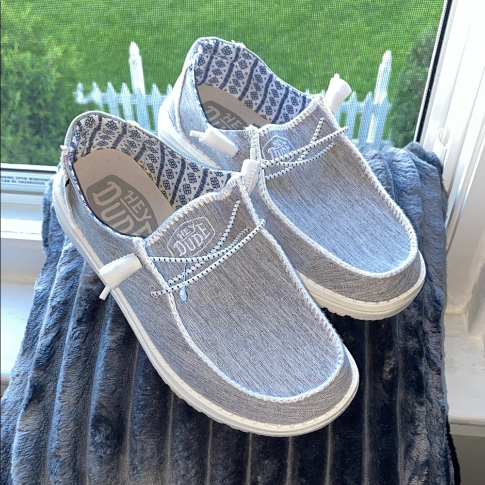 Hey Dude Women's Gray Flats LIKE NEW